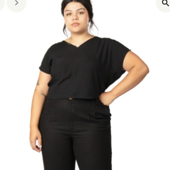 Field Day Dolman Top in Black Challis - Picture 2 of 6